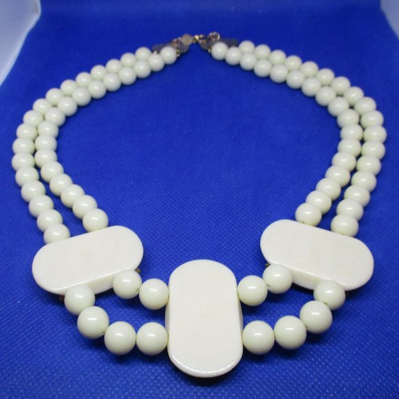 ACCESSOCRAFT NYC Necklace Cream Colored Celluloid GoldTone XOXOX Insert Pendant - Picture 13 of 13